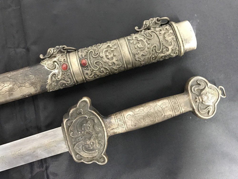 中国古美術の模造刀の剣